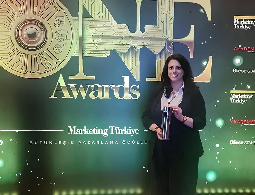 2024 Yılının En İtibarlı Çocuk Giyim Markası Civil Oldu